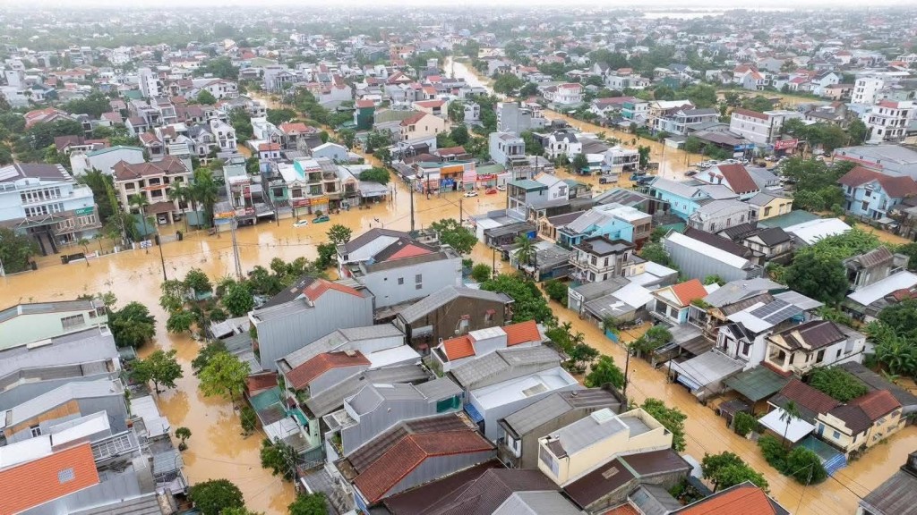 hue_lu lut hue_hue ngap lut_thientai_luluthue_phat giao hue10.jpg